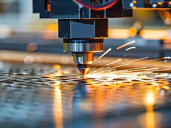 Pourquoi les Ateliers Adoptent la Découpe Laser Industrielle