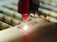 Qu’est-ce que la densité de lignes en gravure laser ?