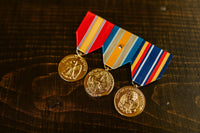 Guide pour fabriquer et vendre des cadeaux militaires gravés