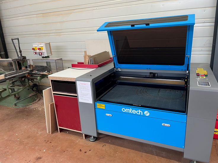 Omtech lasercutter